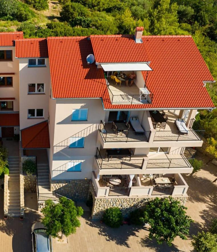 Haus Mit Meerblick Lopar Exterior photo
